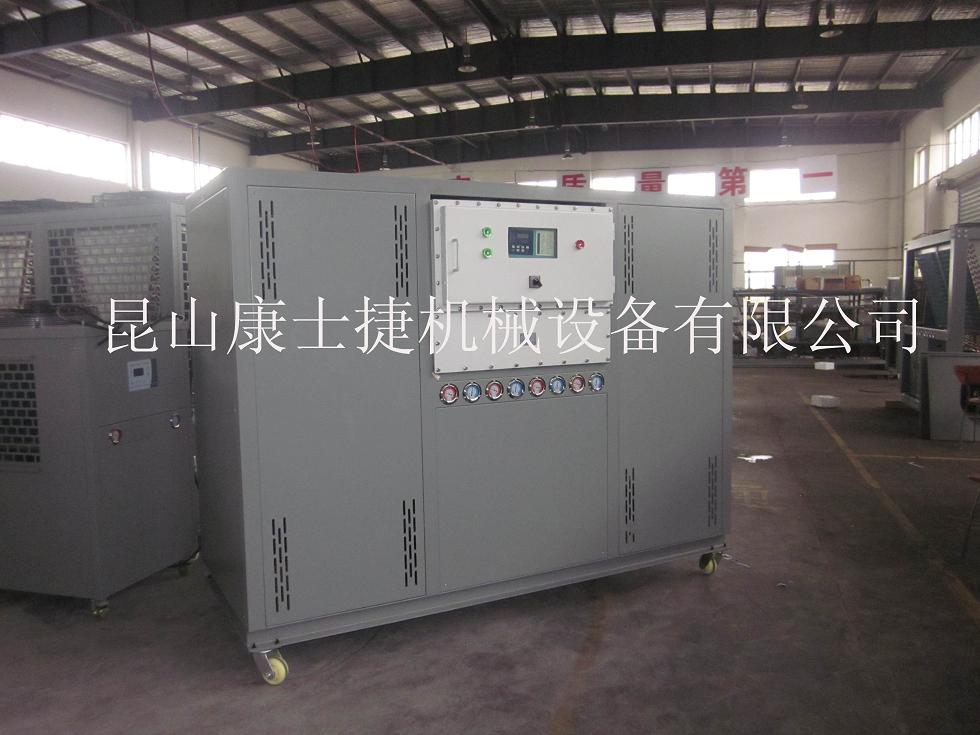 化工反應鍋用冷水機_解決化工反應鍋溫度過高,過熱用制冷設備