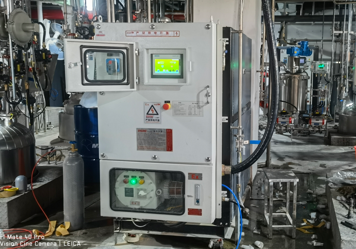 冷熱一體機組安裝使用現場